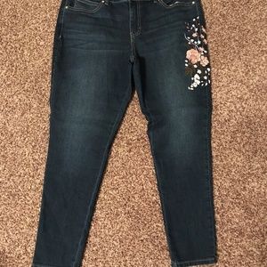 Jennifer Lopez Skinny Ankle Embellished Jeans